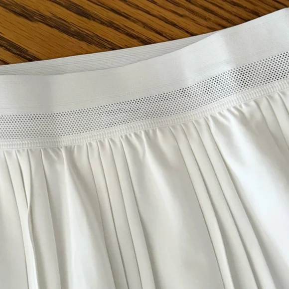 NIKE Court Advantage Dri-Fit Pleated Tennis Skirt - White - Picture 3 of 8